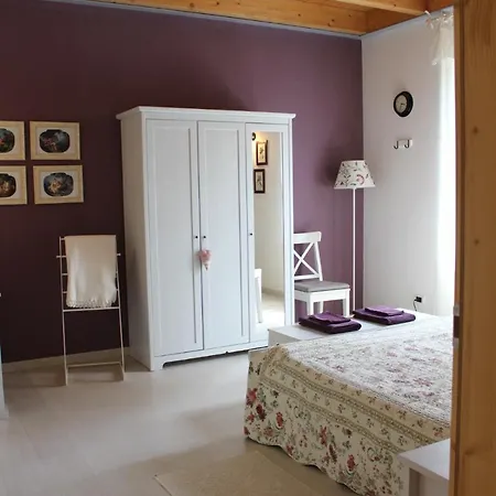 La Casetta Bed & Breakfast *